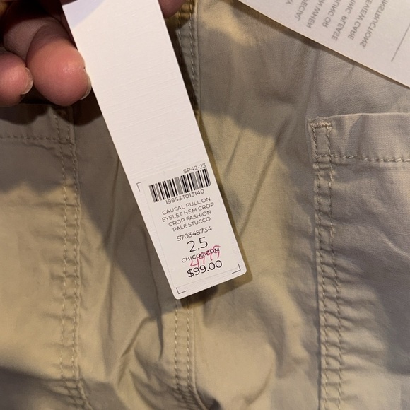 Chicos Cropped Pants eyelet Detail size 14 khaki colored NeW - Picture 4 of 5